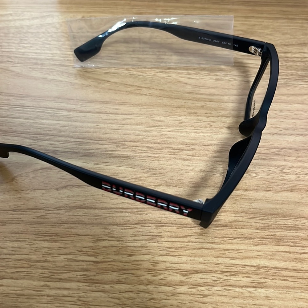 Burberry frame glasses